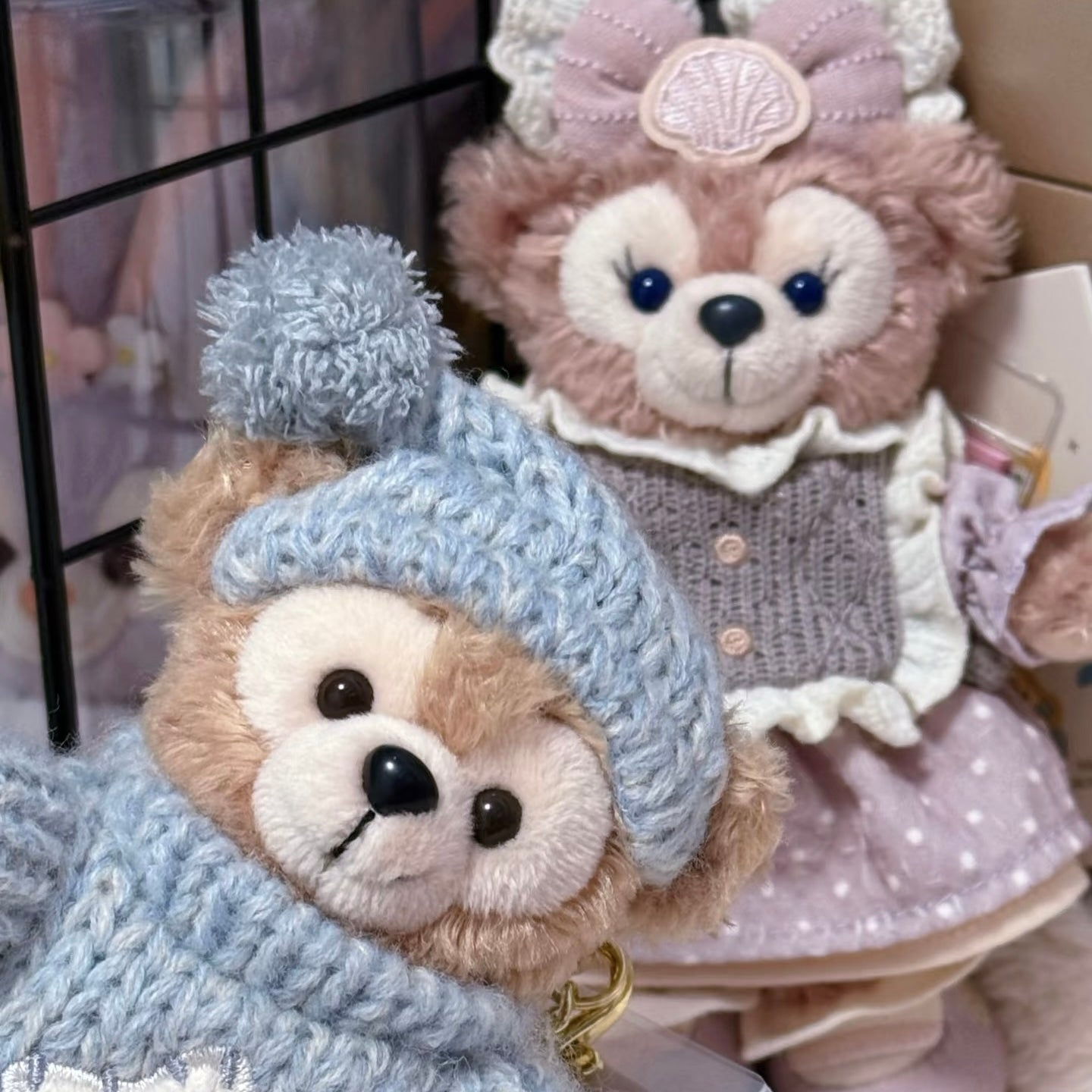 DISNEY | SHANG HAI DisneyLand ShellieMay Mascot Holder Bag Charm Keychain (Duffy and Friends Little Companions)