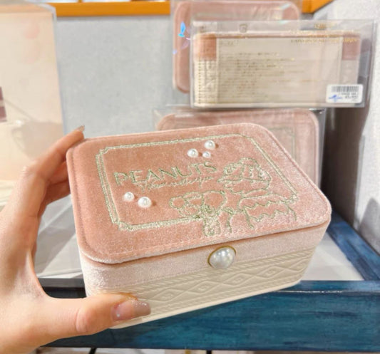 Usjpeanuts Snoopy Warm With You Jewelry Box