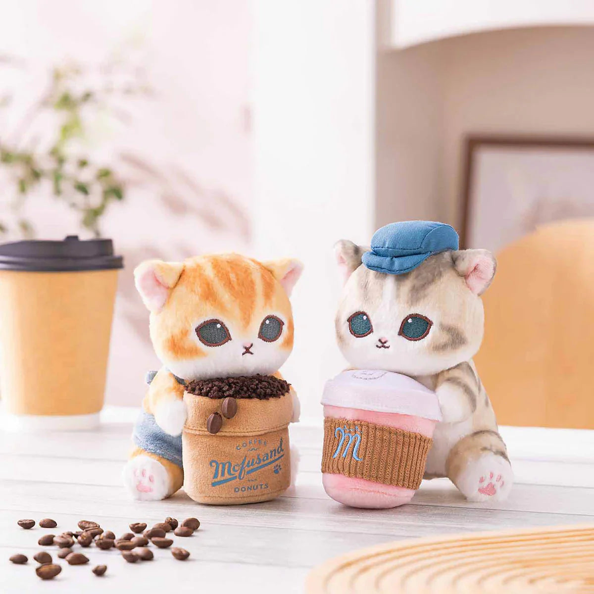 MOFUSAND | Monitor Plush Toy Hot Cat Watching from Your Desktop 170×105×155mm (mofusand COFFEE AND DONUTS)