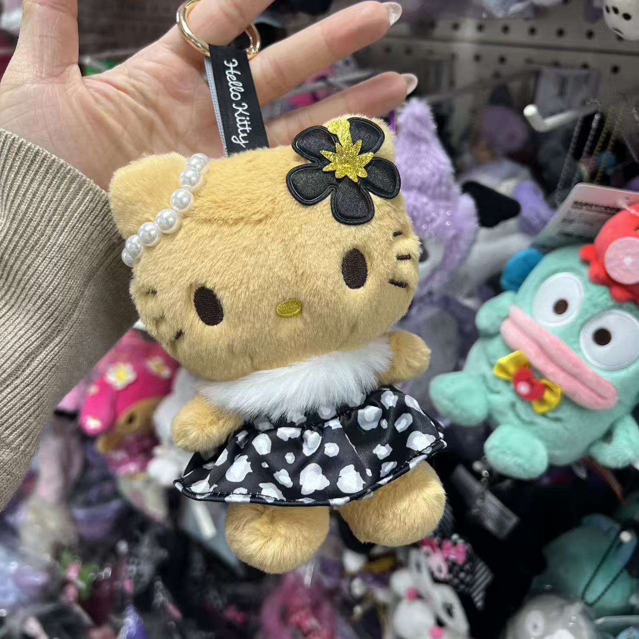 SANRIO | Hello Kitty Plush Mascot Bag Charm Keychain 135mm (Sun-tanned Leopard)