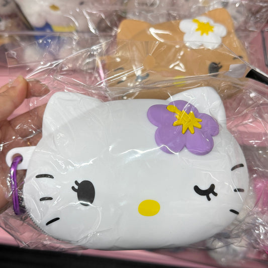 SANRIO | Hello Kitty Silicone Pencil Case Pouch with Heart Carabiner H130×W160×D100mm (White)