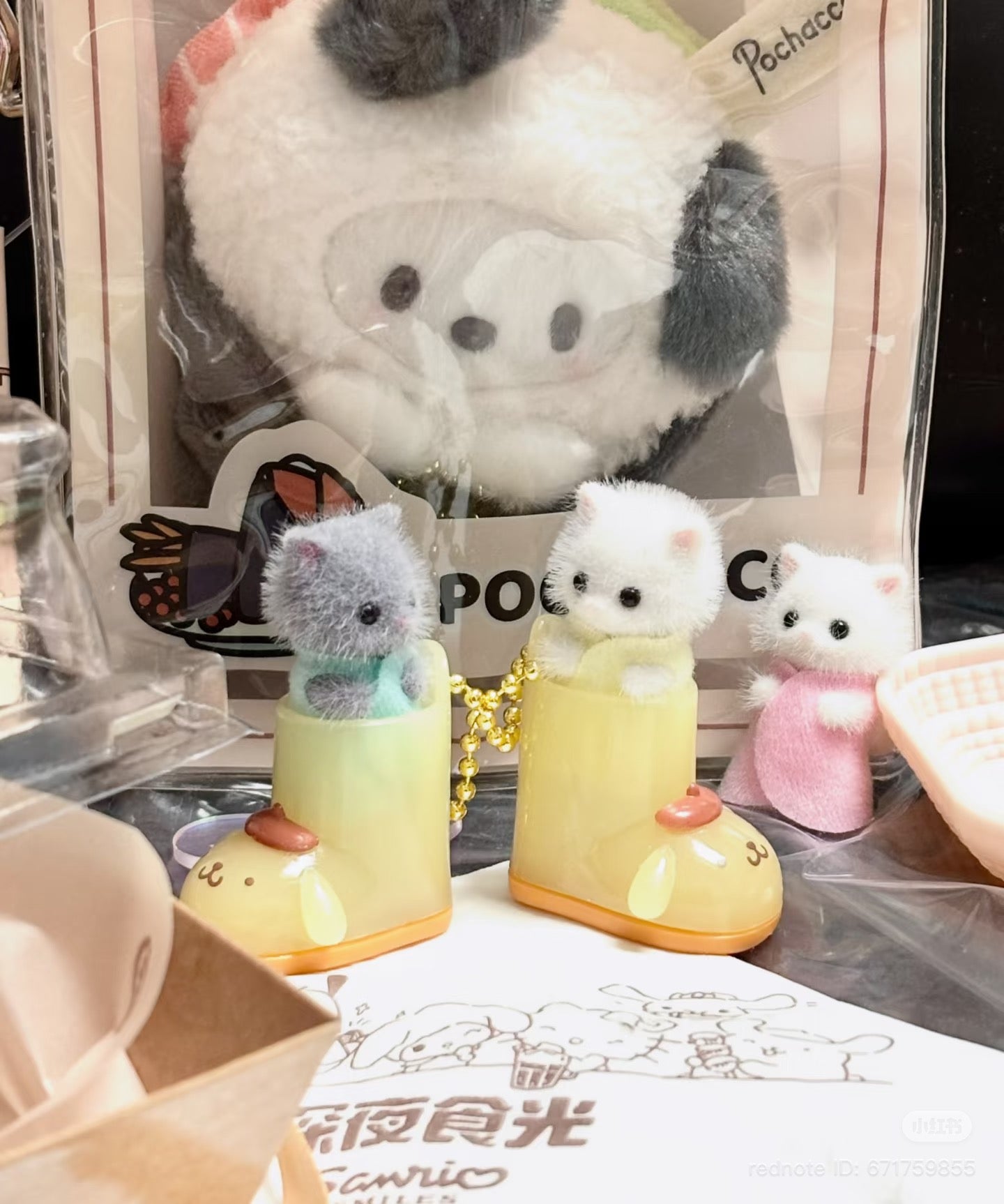 SANRIO | Secret Rain Boot Charm Blind Box 61×57×42mm (Sweet Rain Collection Raincoat)