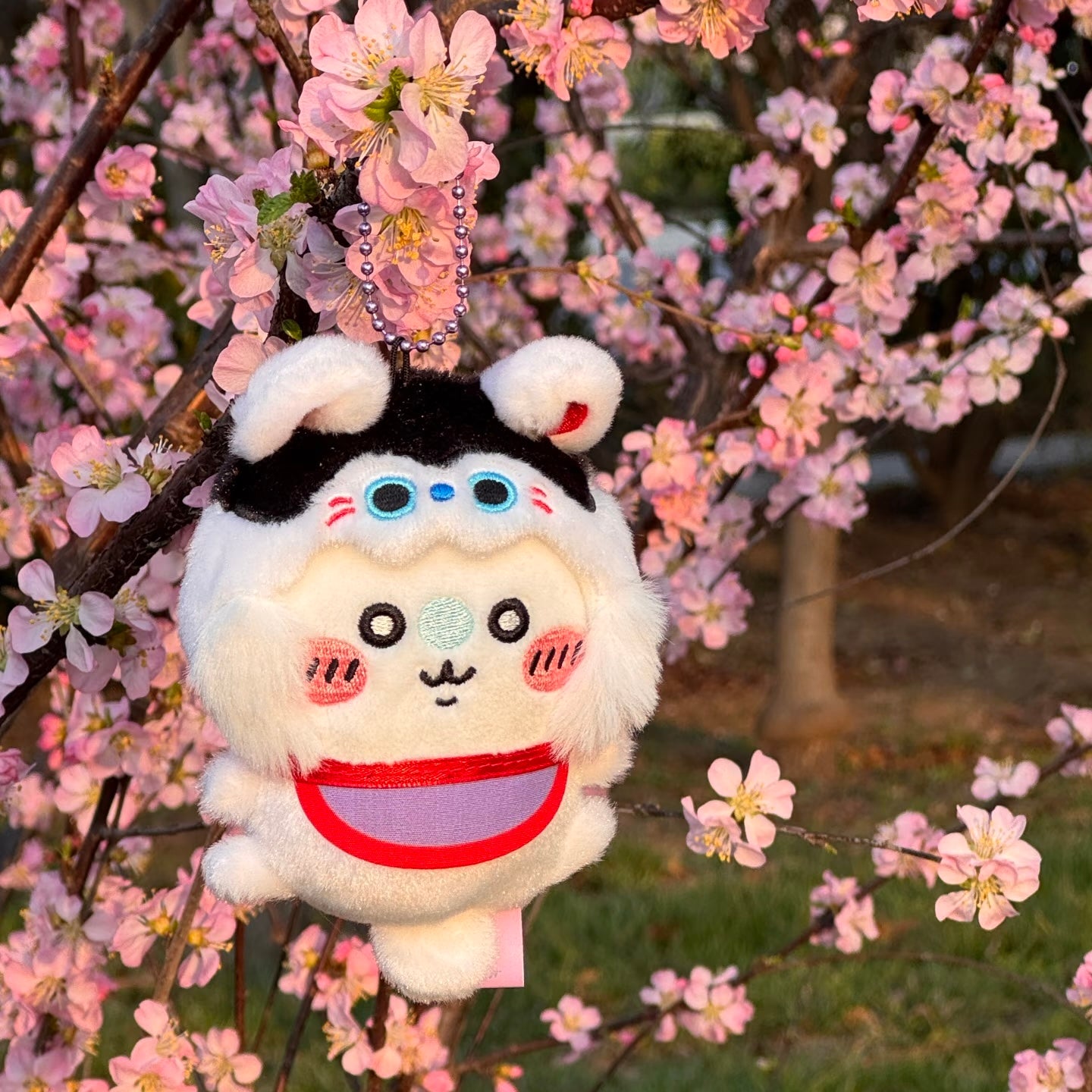 CHIIKAWA x MOGUMOGU | Momonga Mascot Holder Bag Charm Keychain 120x85x50mm (1st Anniversary)