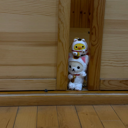 SAN-X | Rilakkuma Korilakkuma Mascot Holder Bag Charm Keychain (Lucky Cat)