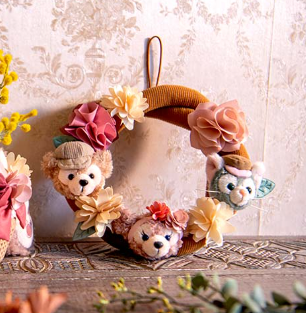 Disenycircle Of Friendship 2023 19*21*7Cm //