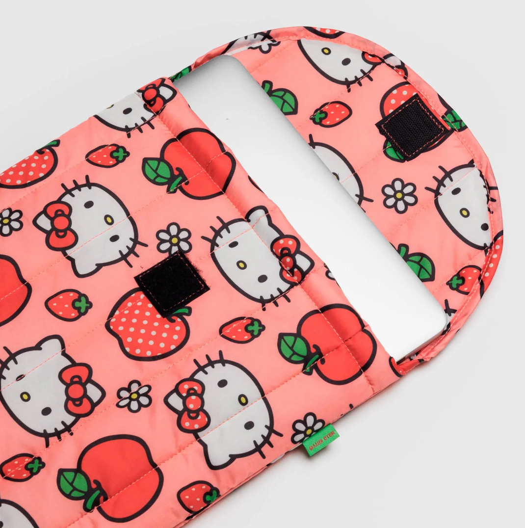Baggu | Sanrio Hello Kitty Puffy Laptop Sleeve 16‘’ (New) 三丽鸥 凯蒂猫合作款 电脑包