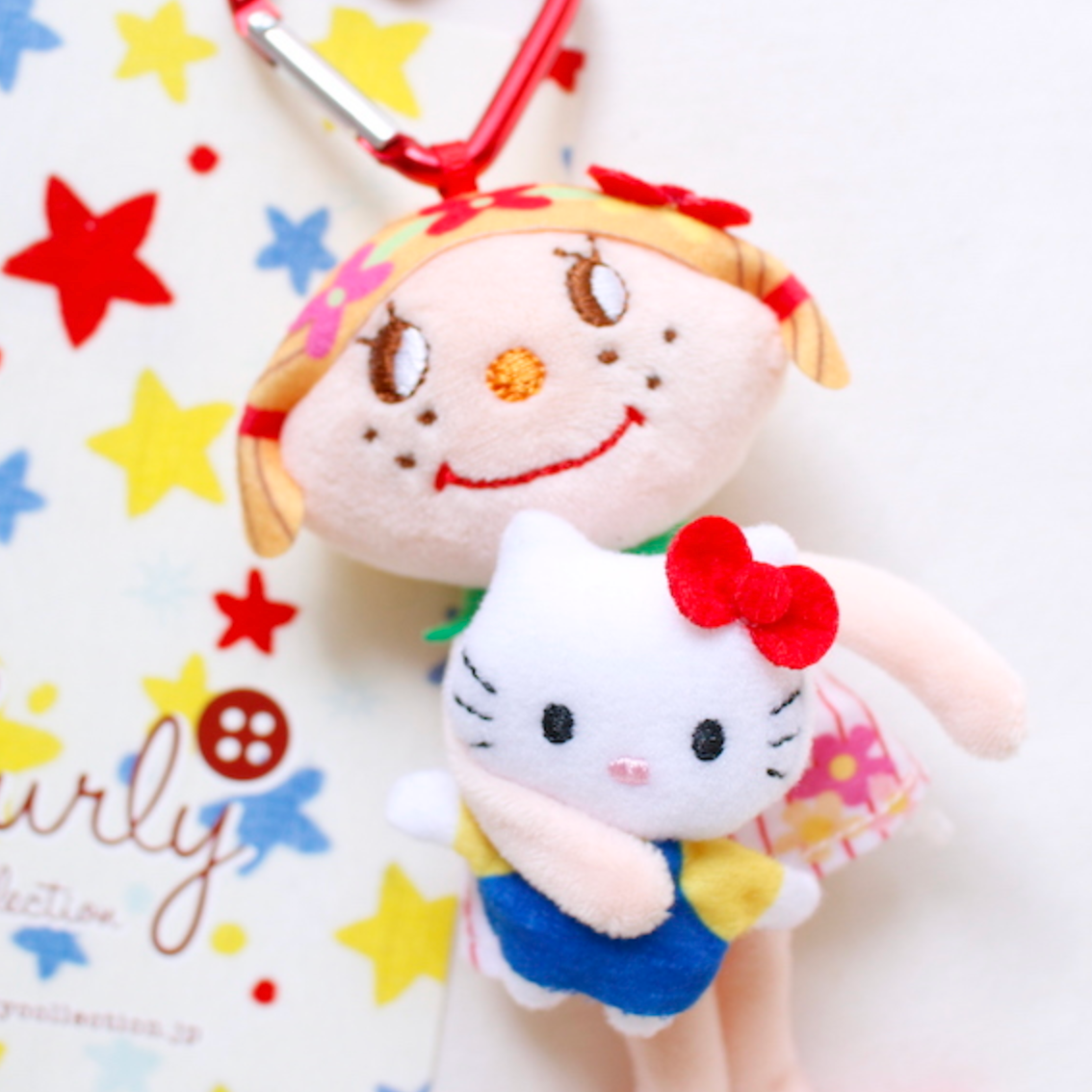 Curly collection x Hello Kitty | Mascot Holder Plush Keychain Bag Charm (Red)