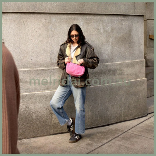 Baggu | Small Nylon Crescent Bag (Azalea Pink) 新月包 尼龙饺子包 超轻防水 肩带可调节