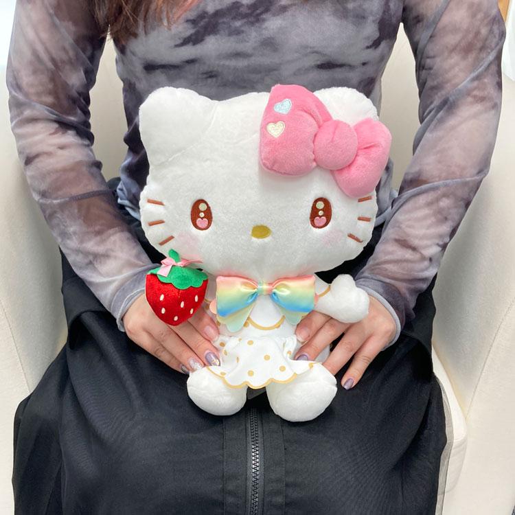 SANRIO | Hello Kitty Plush Toy Plush Doll M H28×W22×D16cm (50th Anniversary Strawberry/Ichigo Newspaper)