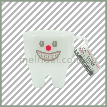 Gladee | Tooth Plastic Cup // Straightening