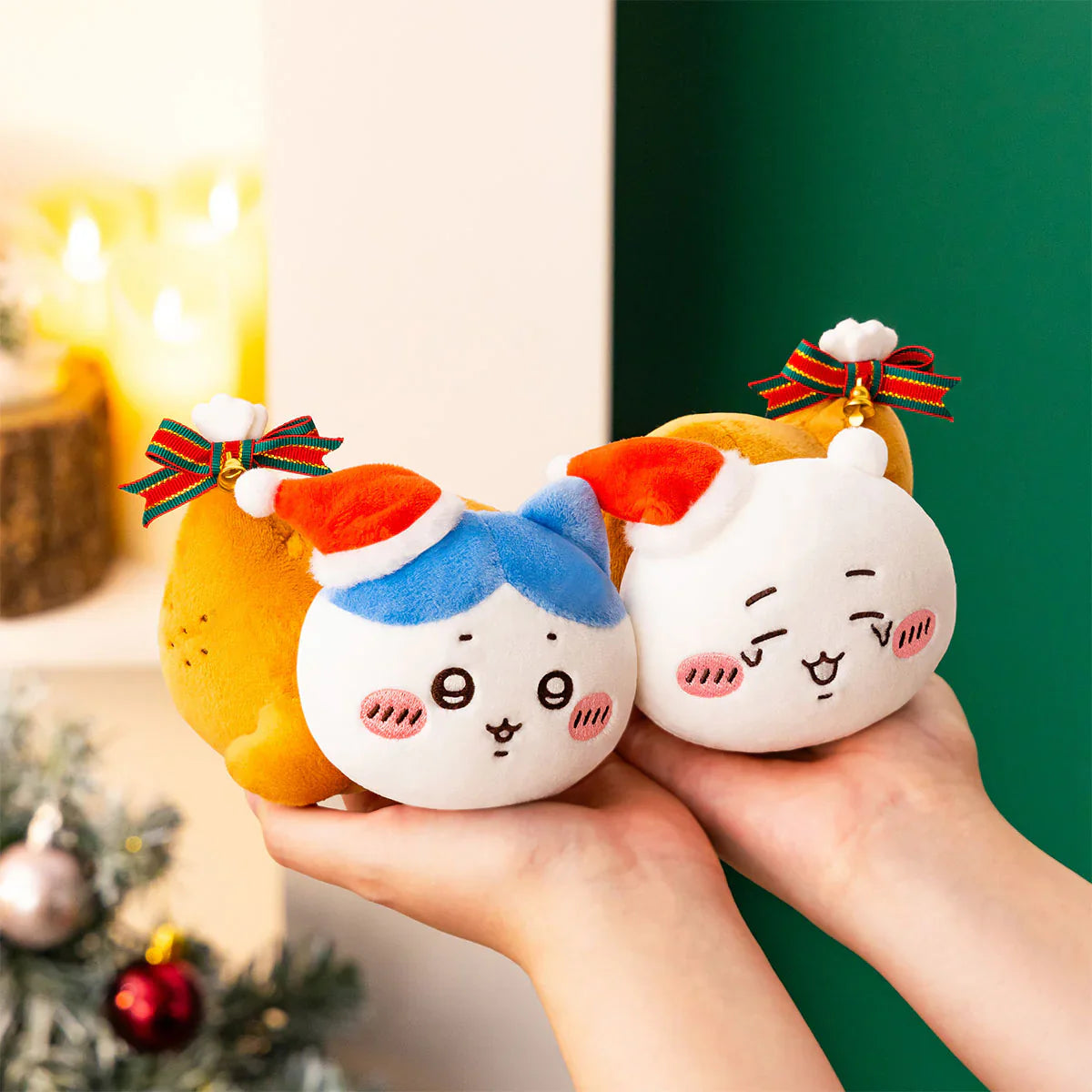 CHIIKAWA | Chiikawa Turned-into-Chicken Mascot Holder Bag Charm Plush Keychain 95×95×105mm (Christmas 2025)