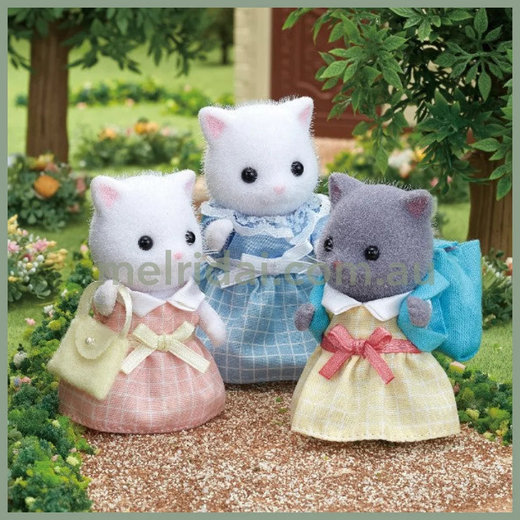 Sylvanian Families | Doll Persian Cat Girl W48×D42×H120Mm (White)