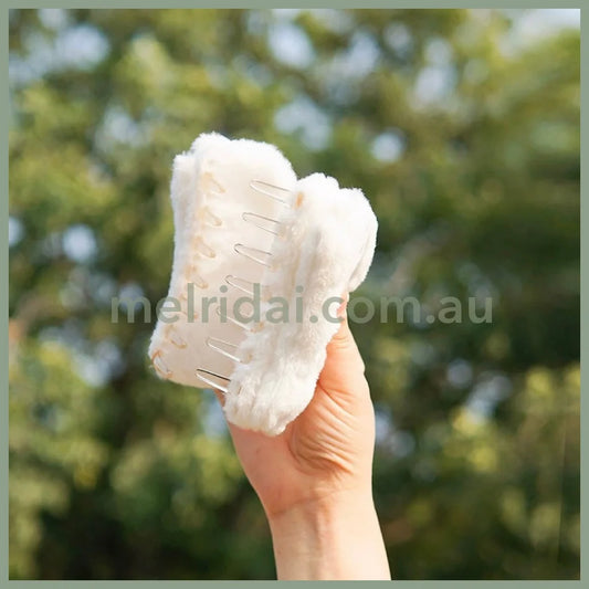 Mewji Fluffy Cat Hair Claw Clip (Wh)