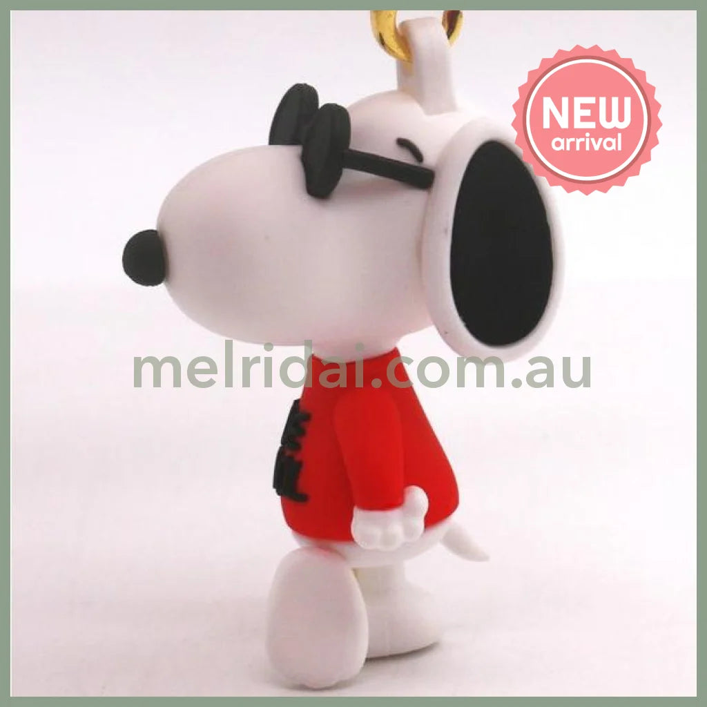 PEANUTS | Snoopy KeyChain 6.0cm x 3.3cm x 4.2cm (JOE COOL)