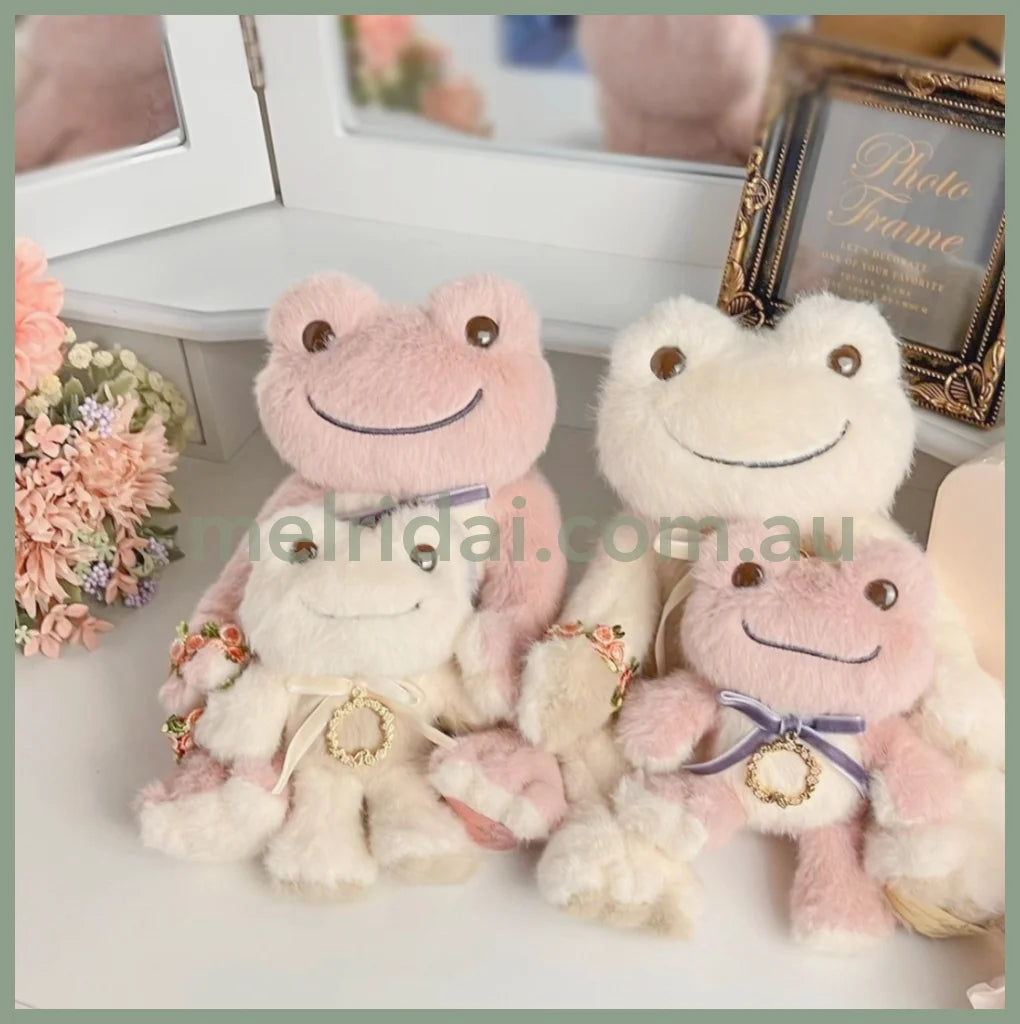 Pickles the Frog | Plush Keychain Macot Holder H15×W11×D5cm (Enchante Beige)