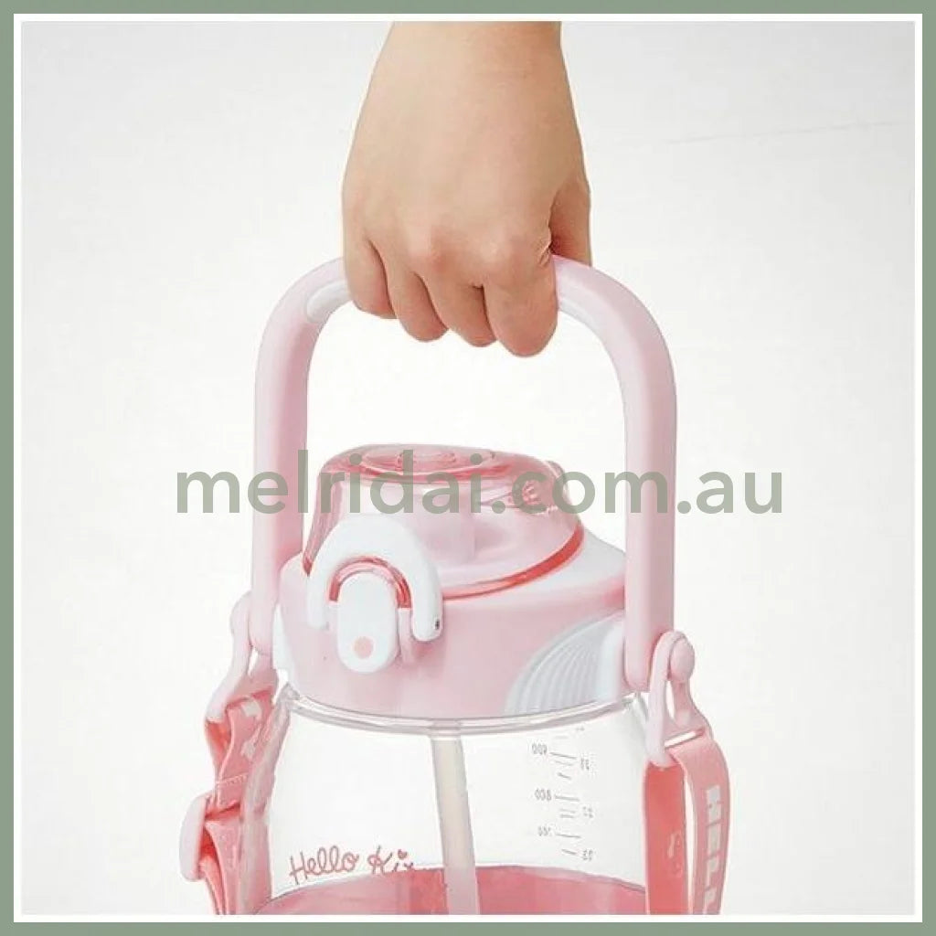 Sanrio | Hello Kitty Water Bottle With Shoulder Strap 1200Ml 凯蒂猫 超大容量外带吸管杯 附可拆卸背带 耐温100度 不可用洗碗机