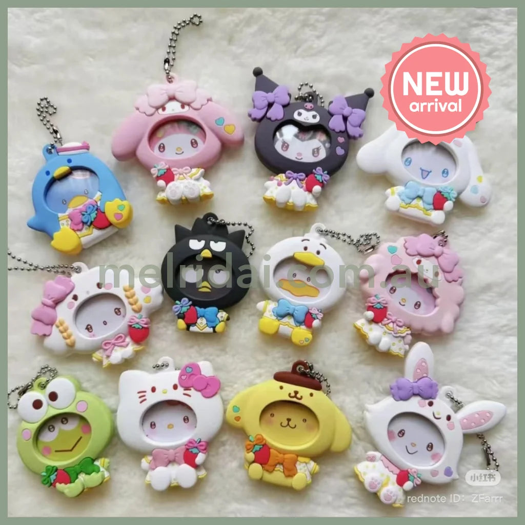 SANRIO | Secret Ball Chain Photo Badge 11.2×1.4×9.5cm (50th Anniversary Strawberry/Ichigo Newspaper)