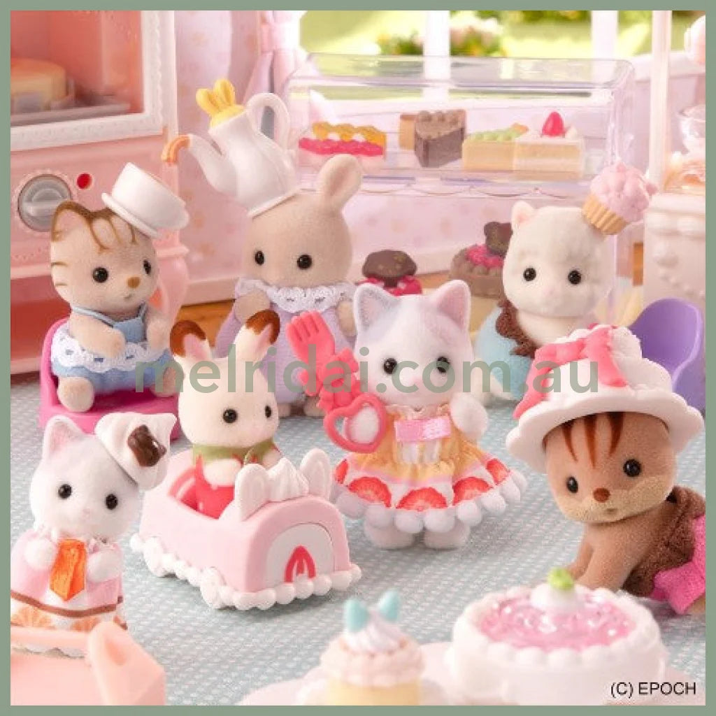 Sylvanian Families | Baby Cake Party Series Secret Figure 102Mm*155Mm*23Mm 森贝儿森林家族 蛋糕派对系列 植绒摆件盲袋