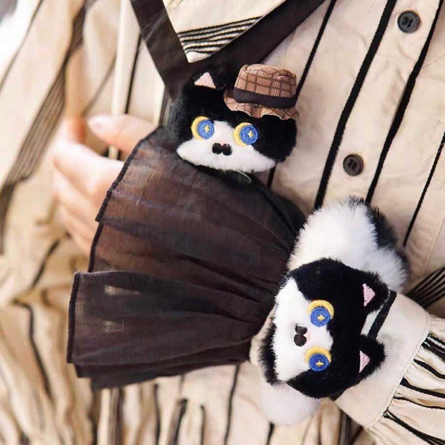 Mewji♡Cat Mascot Brooch 妙吉猫 毛绒猫咪造型胸针 配饰 Bk 奶牛猫