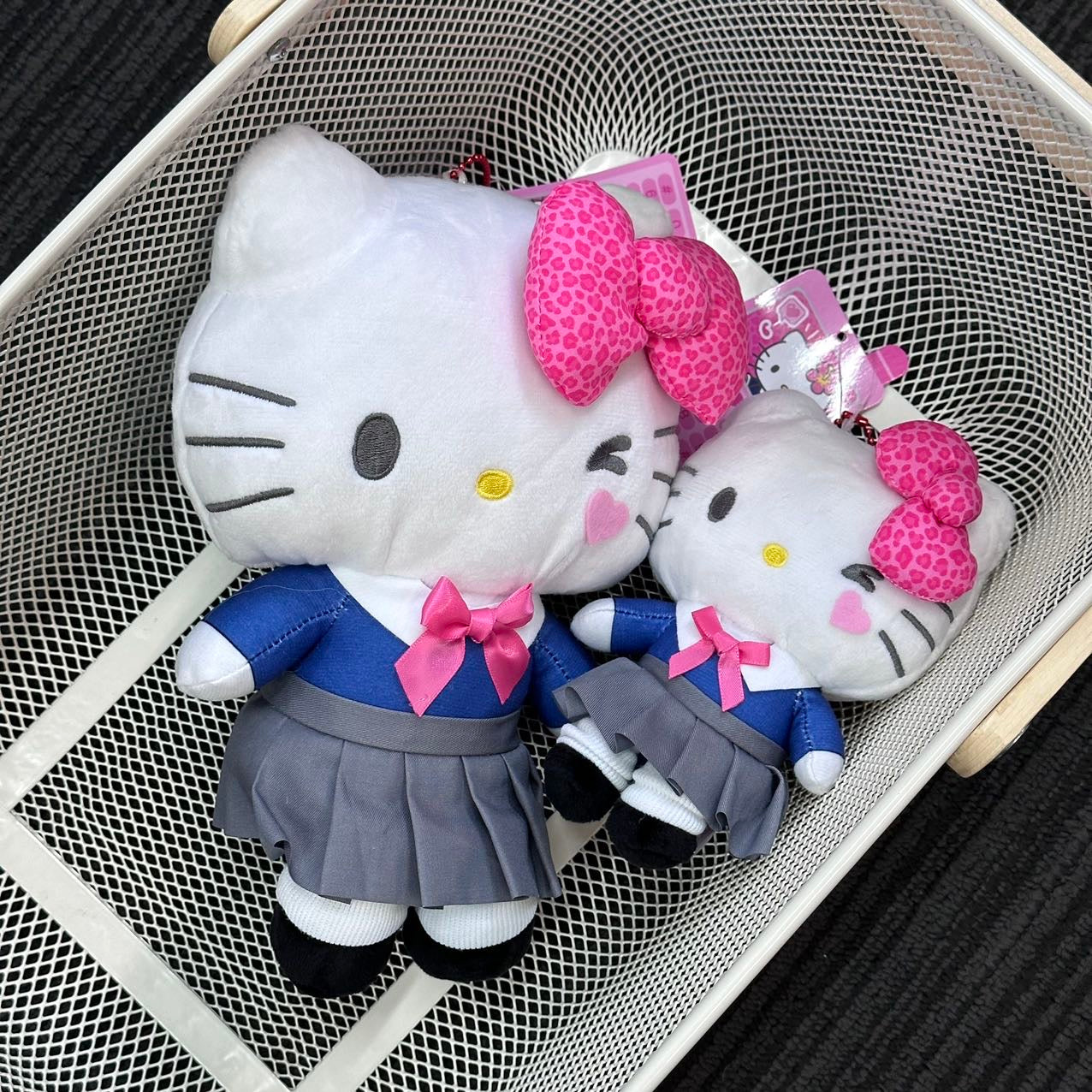 Sanrio | Hello Kitty Mascot Pouch Holder Plush Keychain
