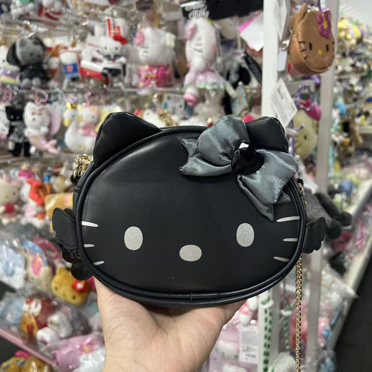 SANRIO | Hello Kitty Face-shaped Shoulder Bag 150×225×60mm (Black Angel)