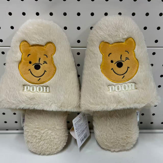 DISNEY | Winnie the Pooh Fluffy Slipper Free Size