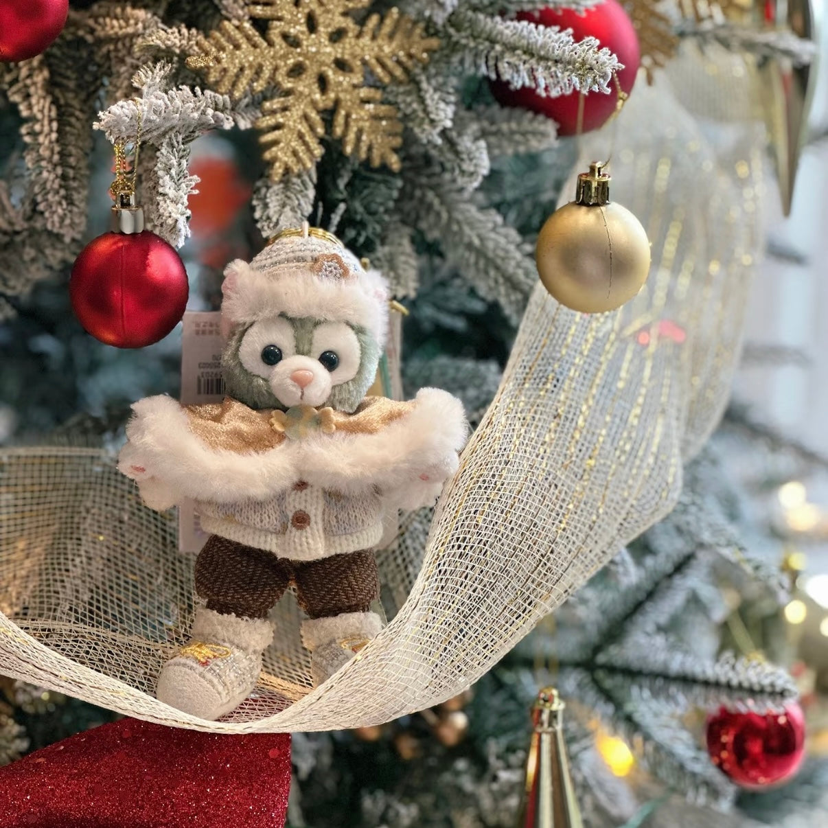 DISNEY | SHANG HAI DisneyLand GelaToni Mascot Holder Plush Keychain (Duffy and Friends Winter Collection)