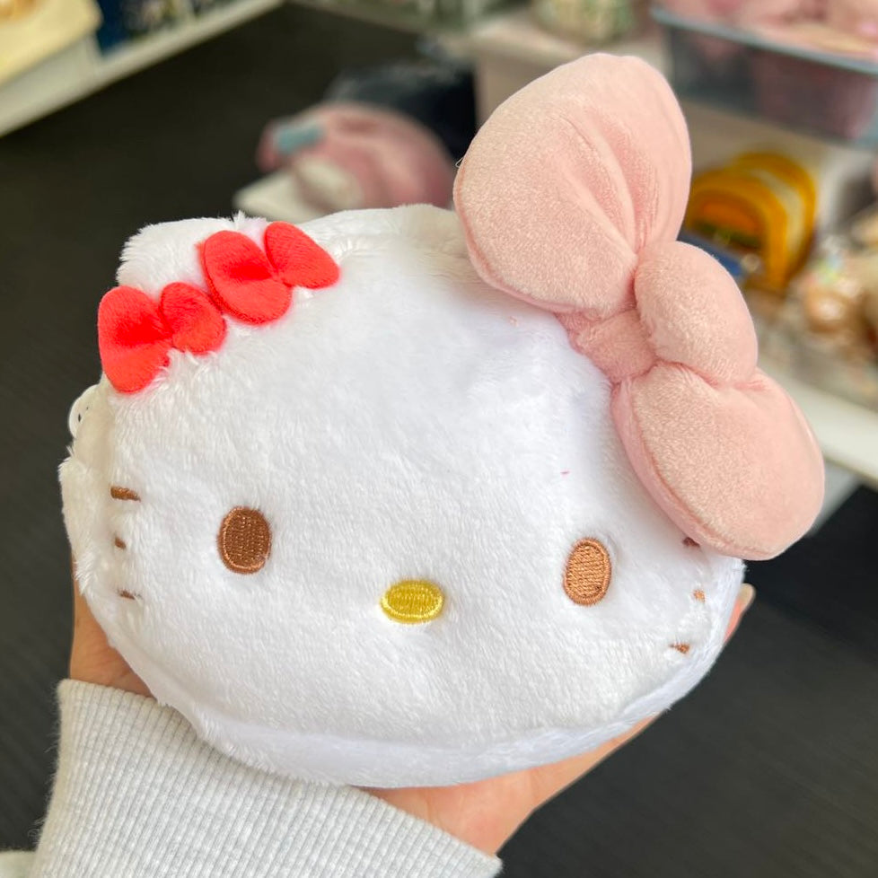 Sanrio | Plush Face Pouch Hello Kitty (Kt50Th) 16 X 14 6Cm 日本三丽鸥 凯蒂猫 大脸造型收纳包/手拿包/零钱包（50周年）