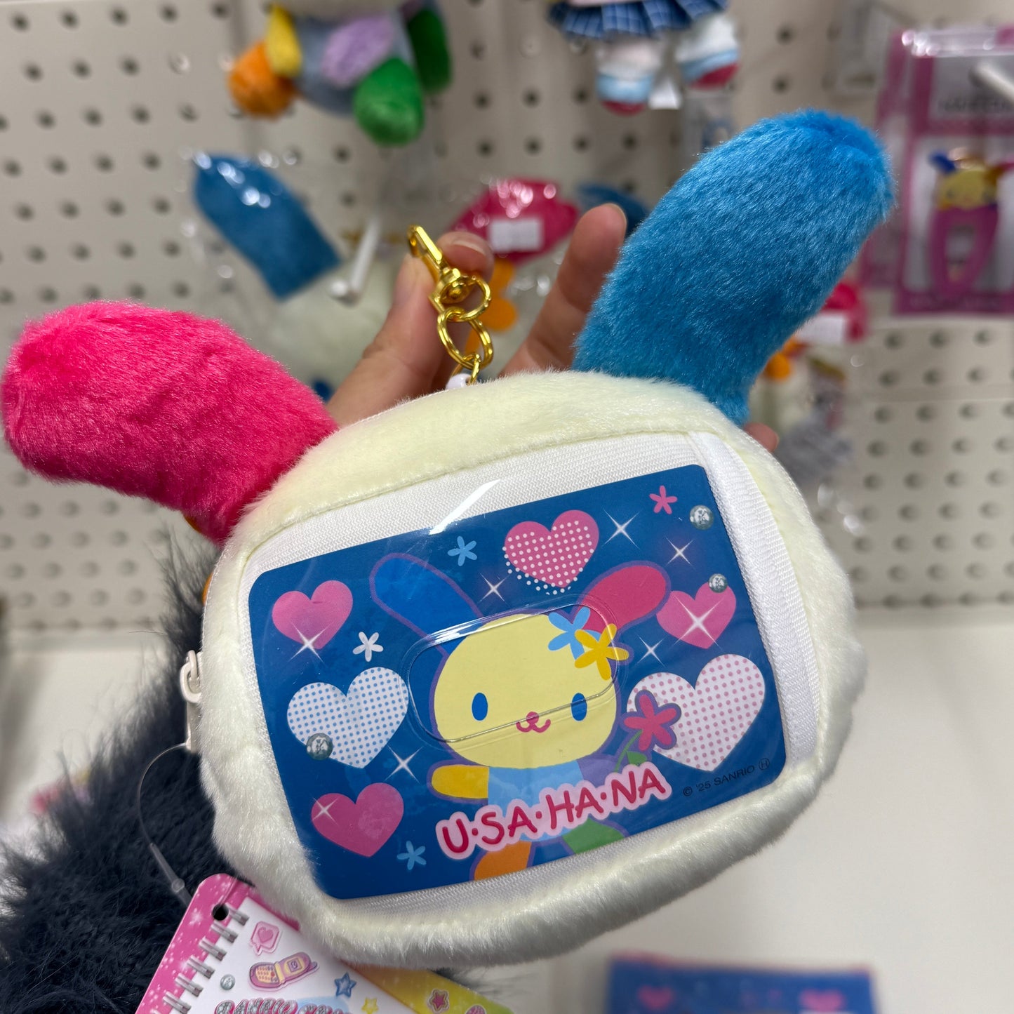 SANRIO | Usahana Face-shaped Pouch Plush Pass Case with Reel