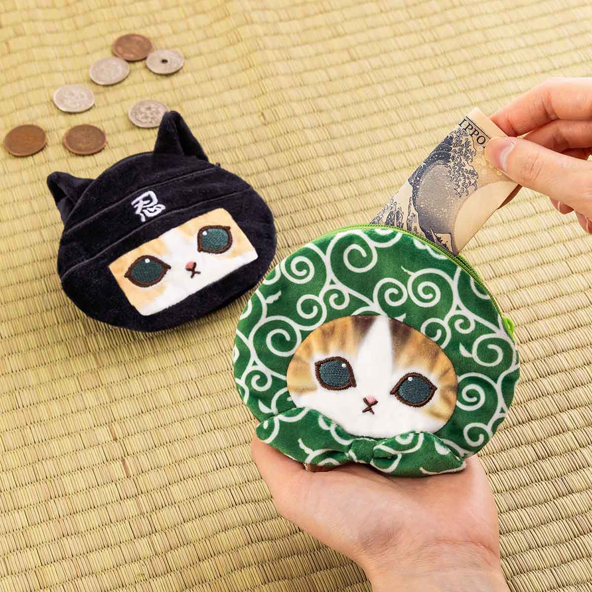 MOFUSAND | Secret Mini Face Pouch with Ball Chain Blind Box H25 x W25cm (Japanese Heart Cat)