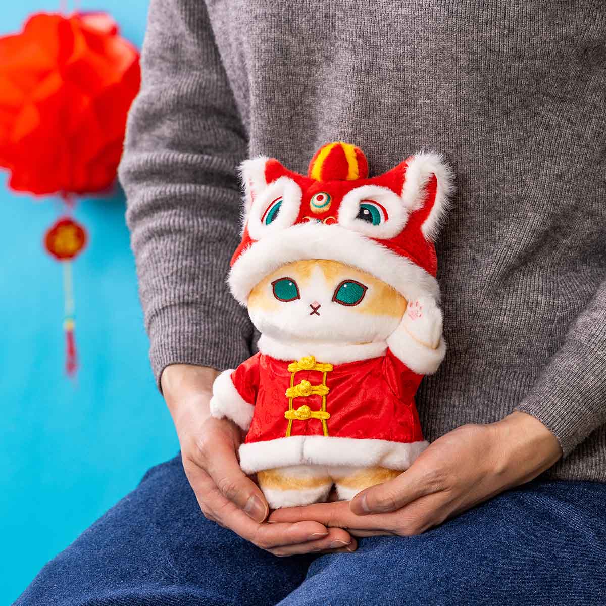 MOFUSAND | Plush Toy 225×155×125mm (Mofumofu Journey Cat -Traditional Chinese Style New Year)
