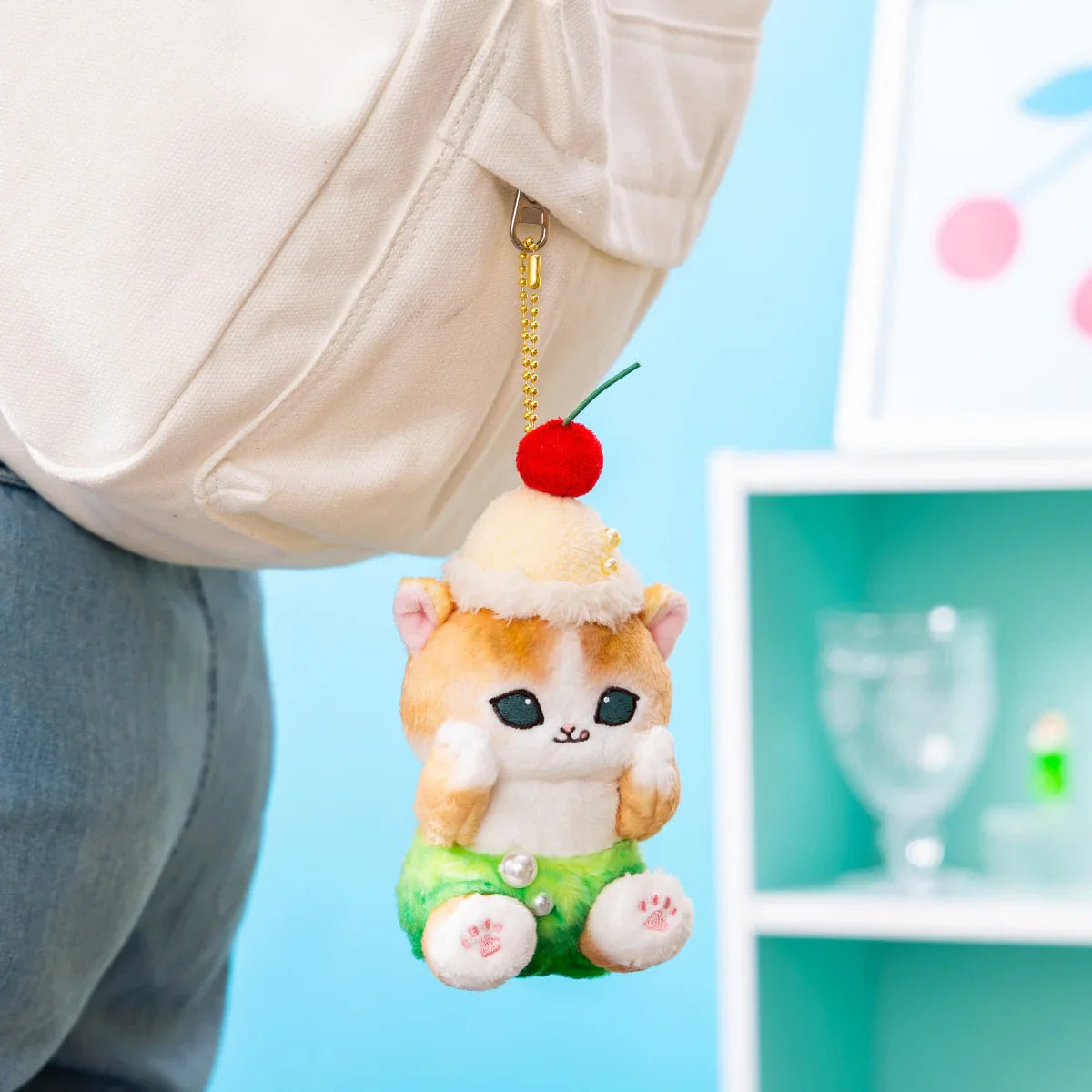 MOFUSAND | Cream Soda Cat Mascot Holder Keychain Bag Charm 150 x 80 x 80mm (Diner)
