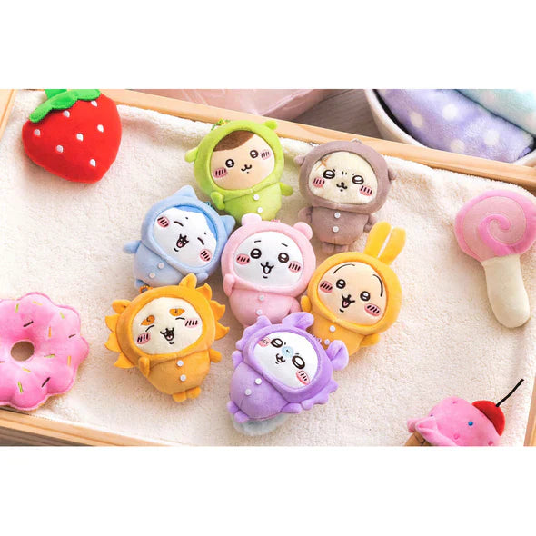 Chiikawa | Mascot Holder Keychain H110×W95×D70Mm (Pajama) 吉伊卡哇 玩偶挂件/包挂/钥匙链（睡衣派对）