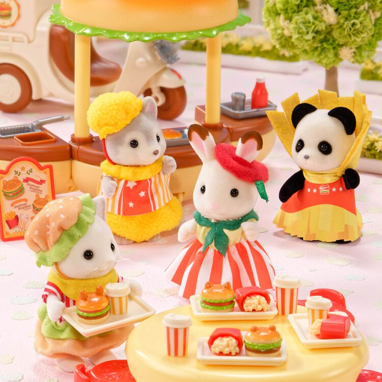 Sylvanian Families Secret Doki Doki Friends Hamburger Shop- Blind Box 75x45x100mm (Shipped Randomly)