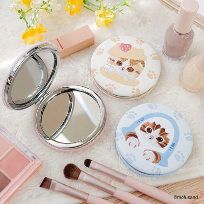 Moufusan | 2-Sided Compact Mirror Φ73×13Mm (Shark Nyan Blue Paw)