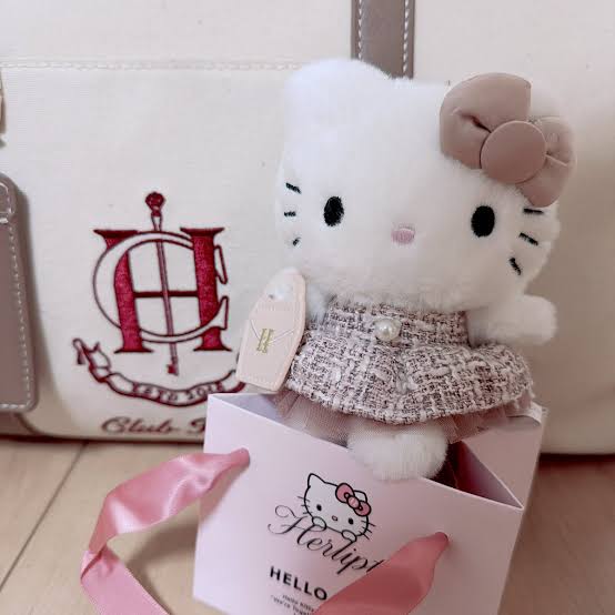 Her lip to X HELLO KITTY | Plush Keychain Bag Charm Mascot Holder