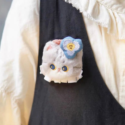 Mewji♡Cat Mascot Brooch 妙吉猫 毛绒猫咪造型胸针 配饰 Gy 银渐层