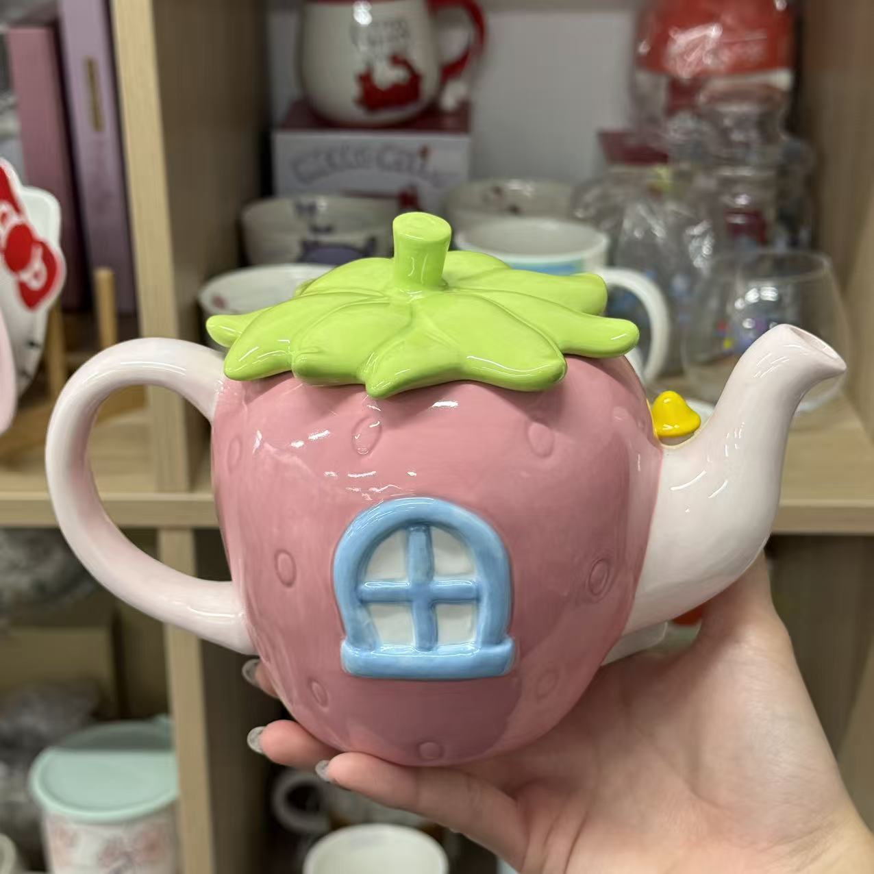 SANRIO | Hello Kitty Strawberry Tea Pot Teapot 203x117x138mm