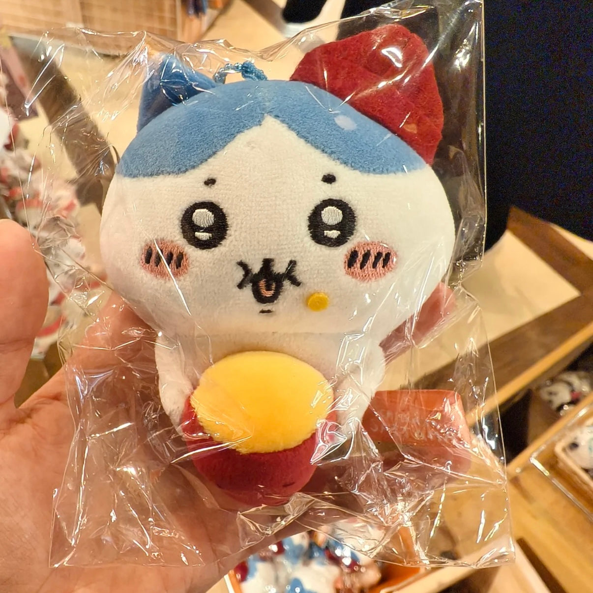 CHIIKAWA | Hachiware Panda Usagi Plush Mascot Holder 10cm (Sweet Potato)