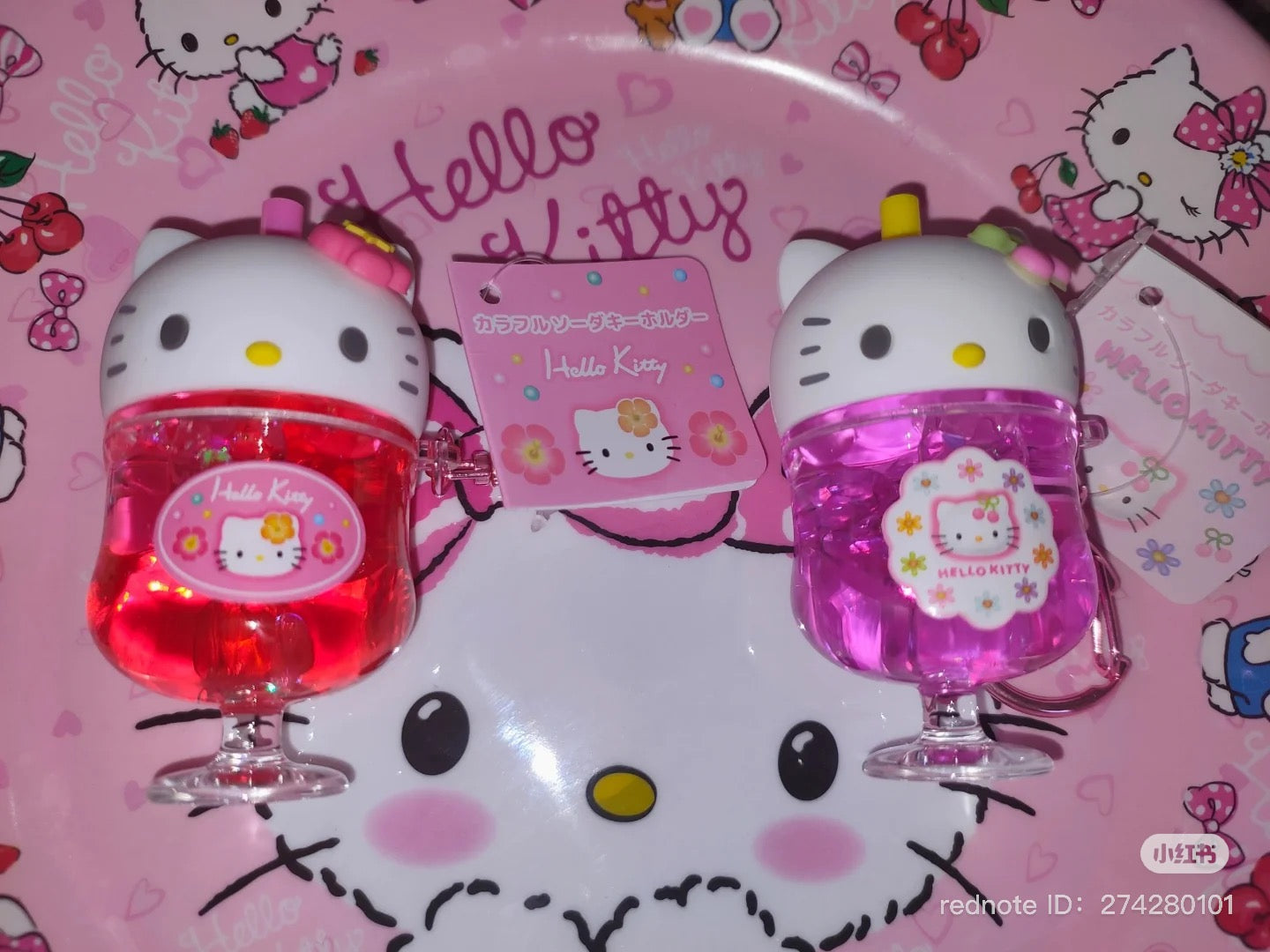 SANRIO | Hello Kitty 90s Colorful Soda Keychain H69xW40xD35mm (Kaohana - Pink)