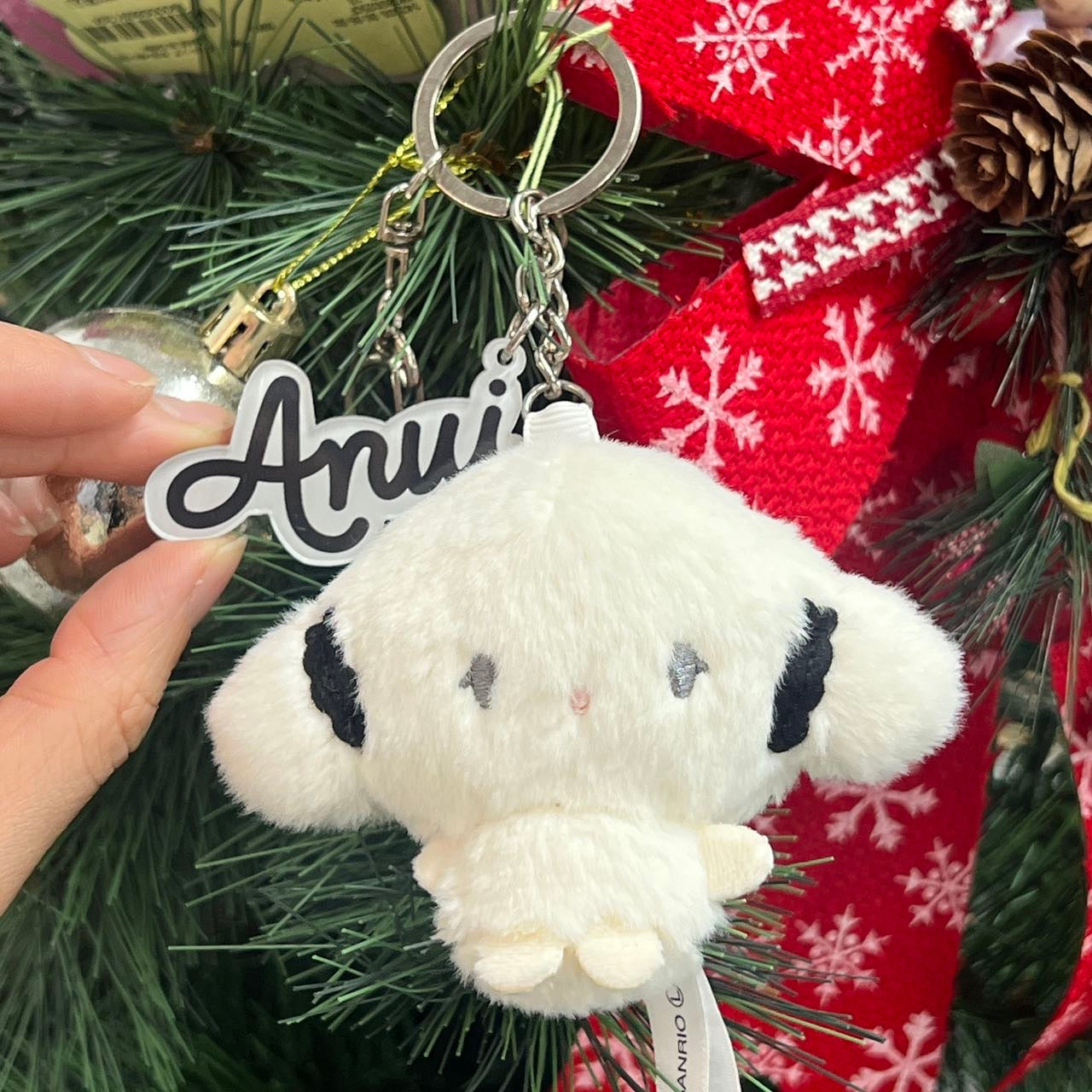 Sanrio | Cogimuyun Plush Keychain Mascot Holder (White & Black)