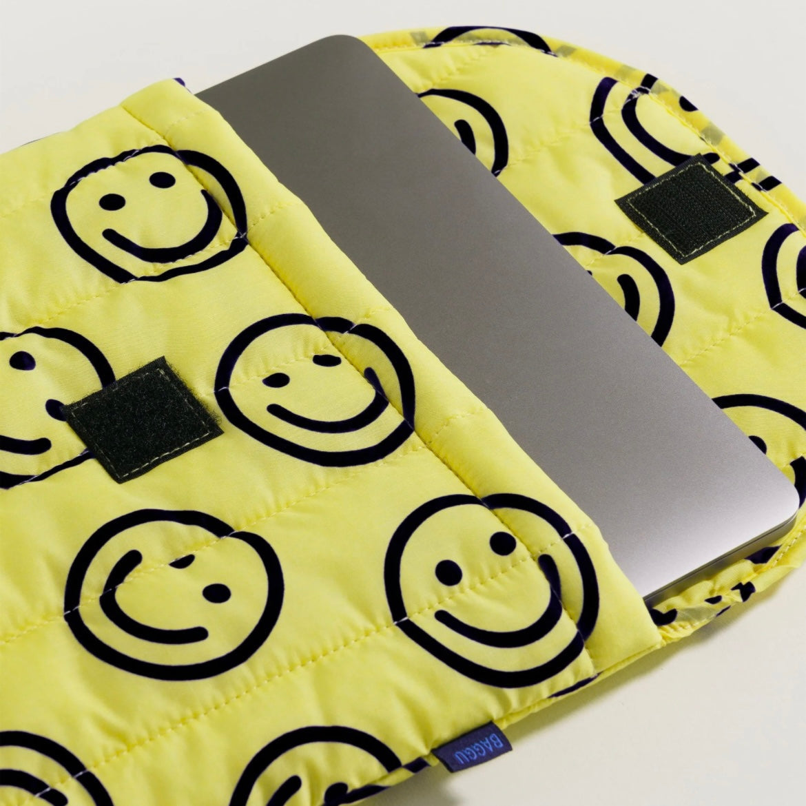 Baggu | Yellow Happy Puffy Laptop Sleeve 16’ 电脑包