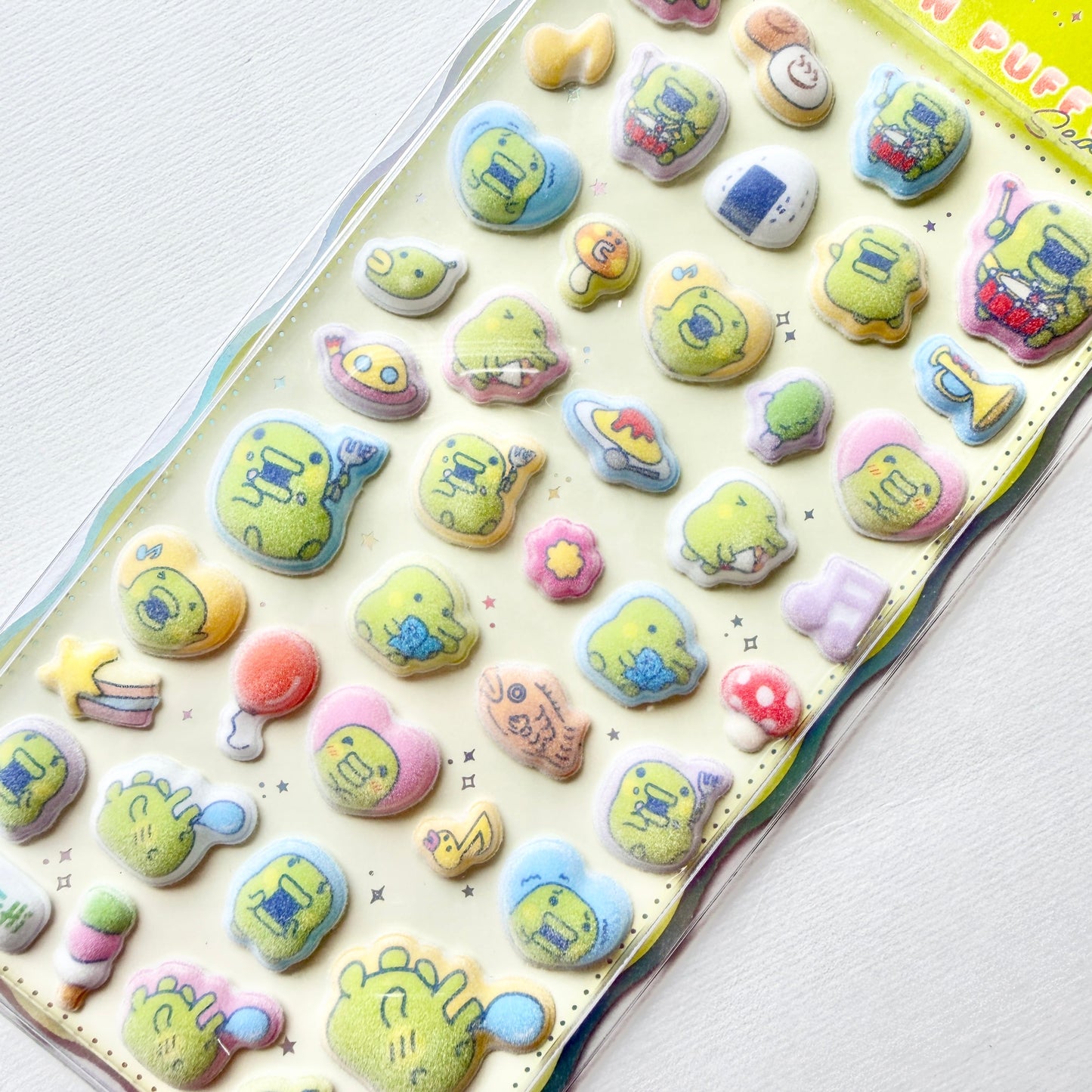 Tamagotchi | Crux Kuchipatchi Cotton Puffy Seal Sticker 200x100x8mm