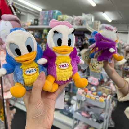 Disney | Tokyo Disneyland Mascot Holder Keychain // Donald Duck