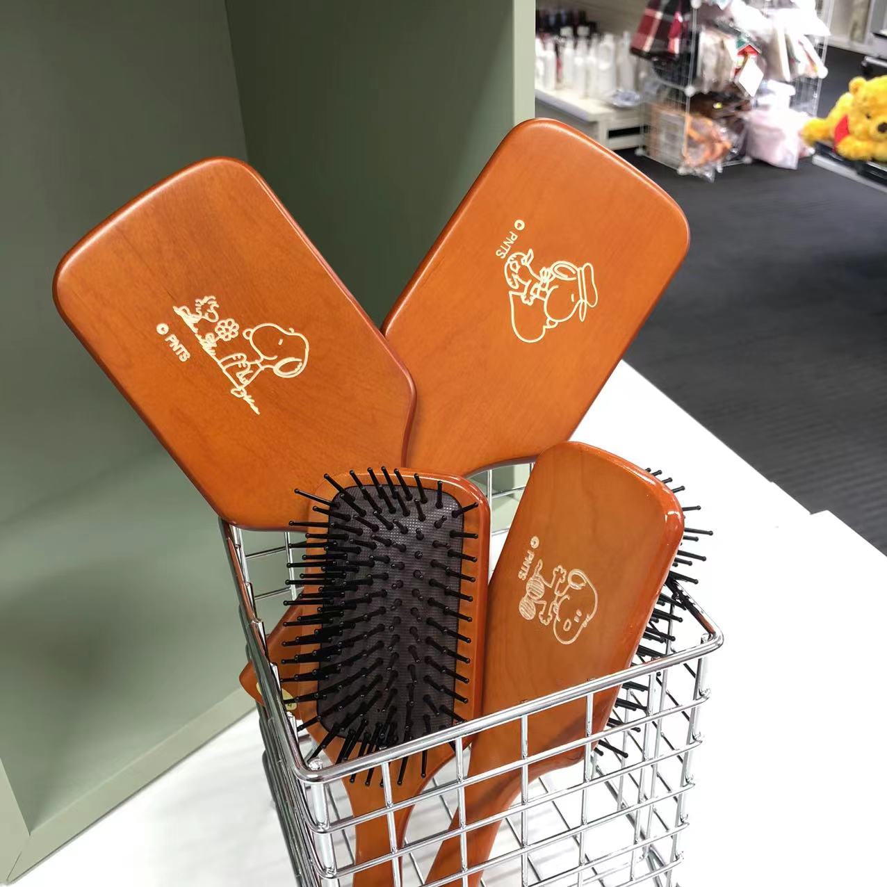 Aveda X Peanuts | Wooden Paddle Brush L