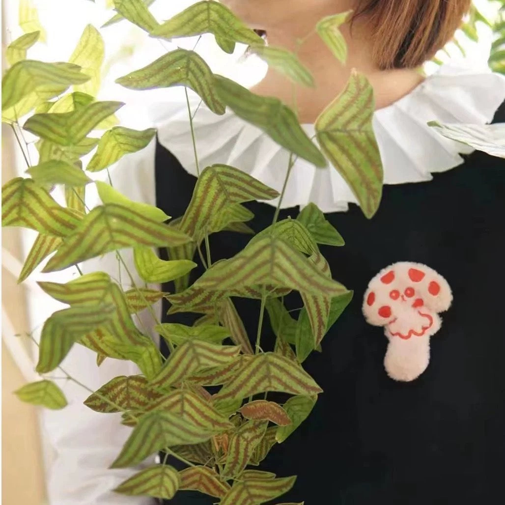 Mewji Cat Hair Accessories Set (Bu) Clip*2 + Badge*1 &