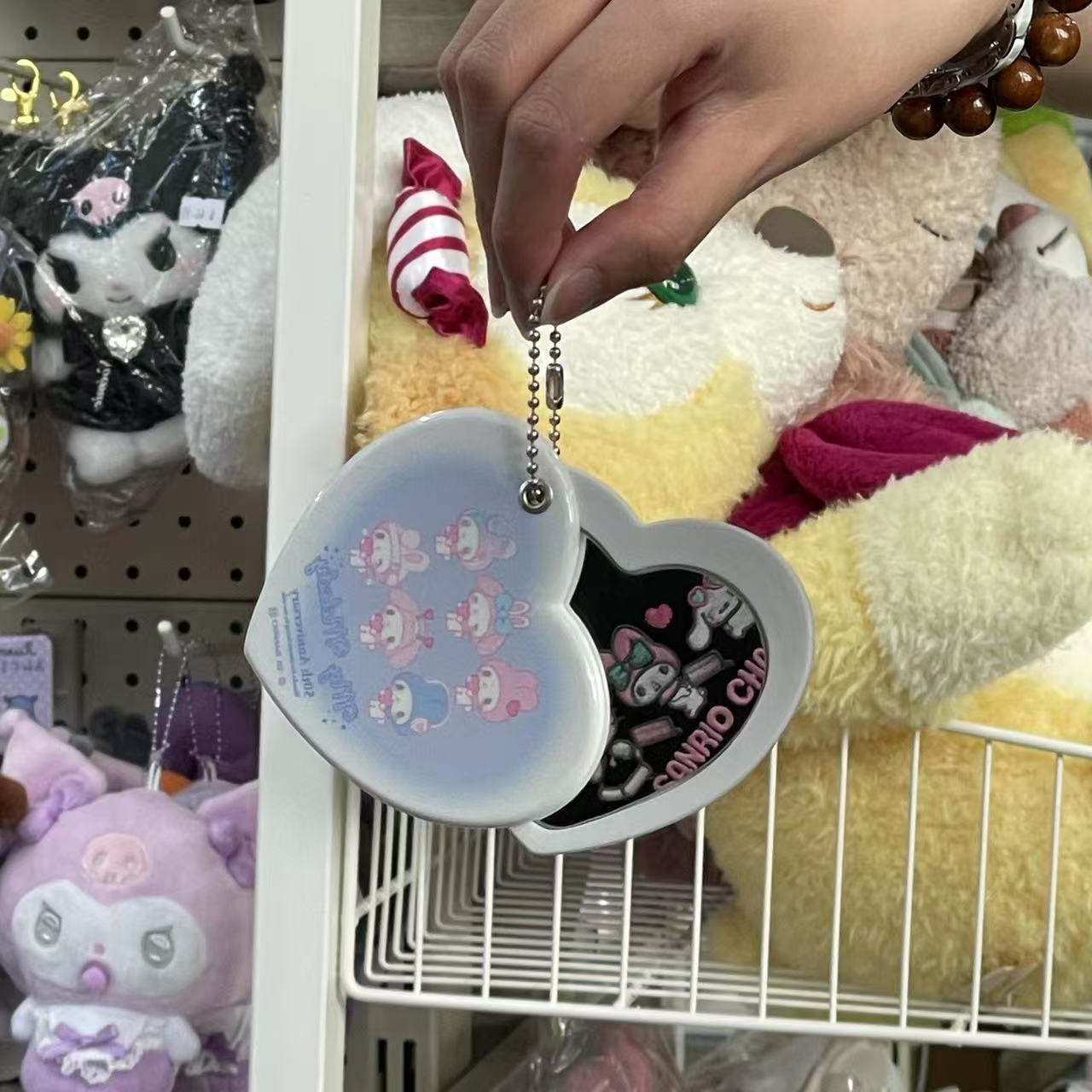 SANRIO | Heart-shaped Mirror Keychain 80×75×7mm (My Melody 50th Anniversary)