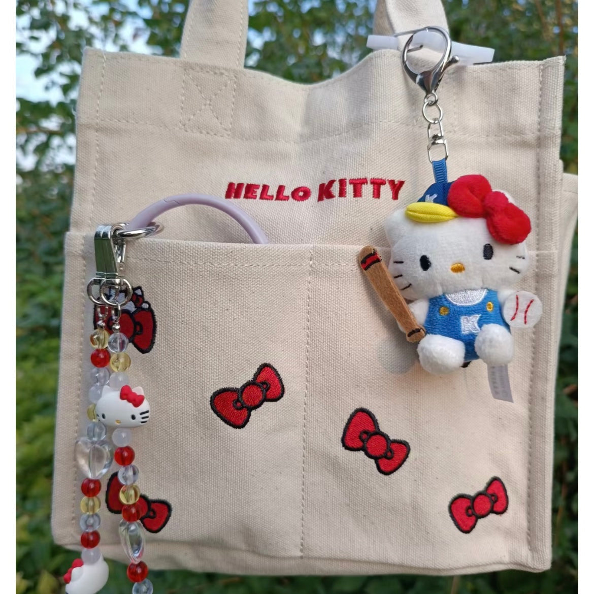 【Limit One/Person】Me% X Hello Kitty | Mascot Holder Keychain 13Cm (Baseball)
