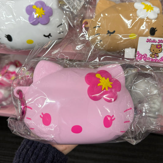 SANRIO | Hello Kitty Silicone Pencil Case Pouch with Heart Carabiner H130×W160×D100mm (Pink)