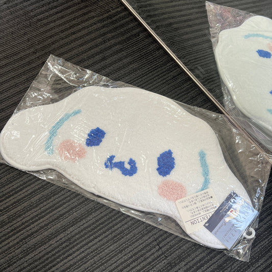 Sanrio | Cinnamoroll D-Cut Carpet 34 X 36.5 1 Cm 日本三丽鸥 玉桂狗 软毛地毯/地垫